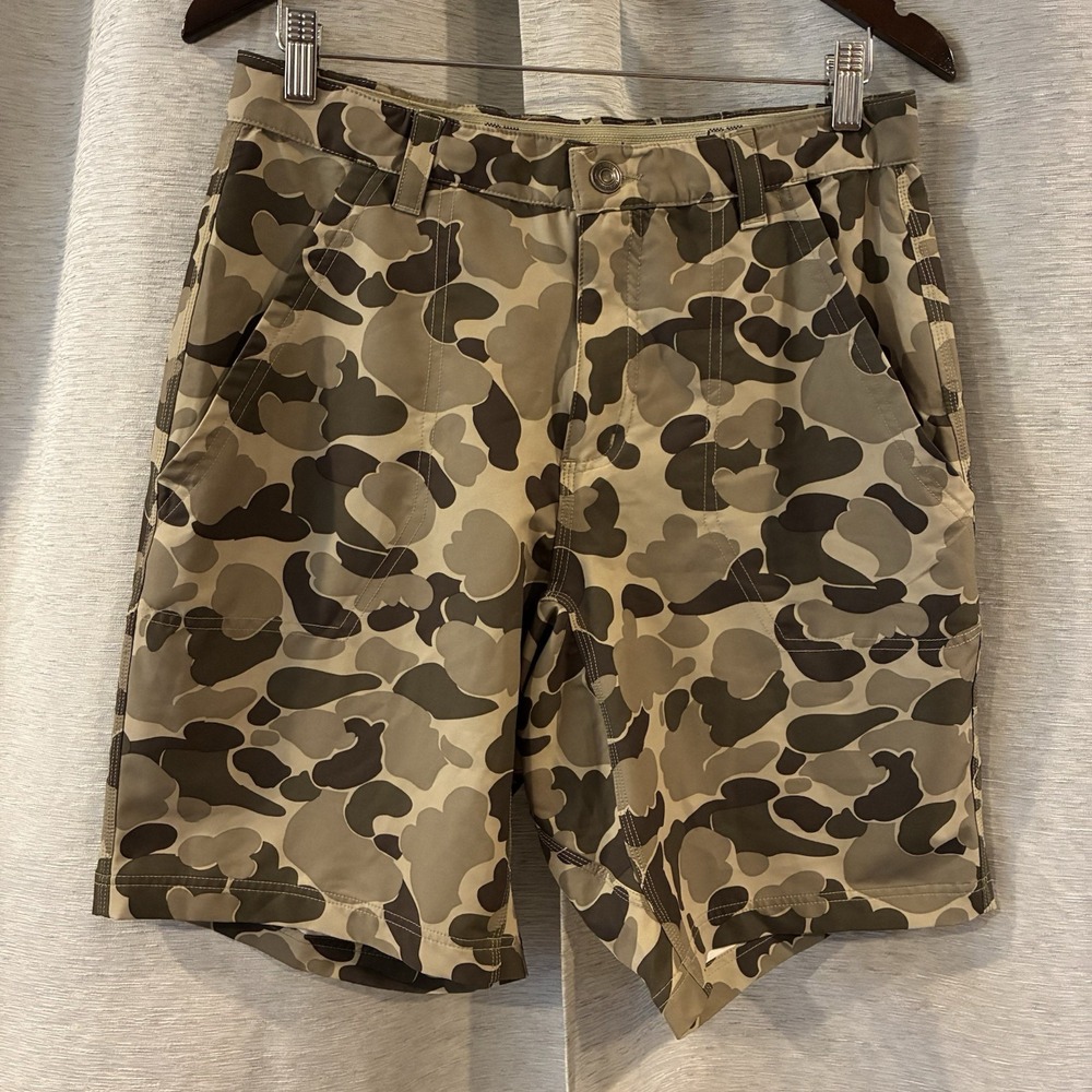 Banded camo hunting shorts Size 32